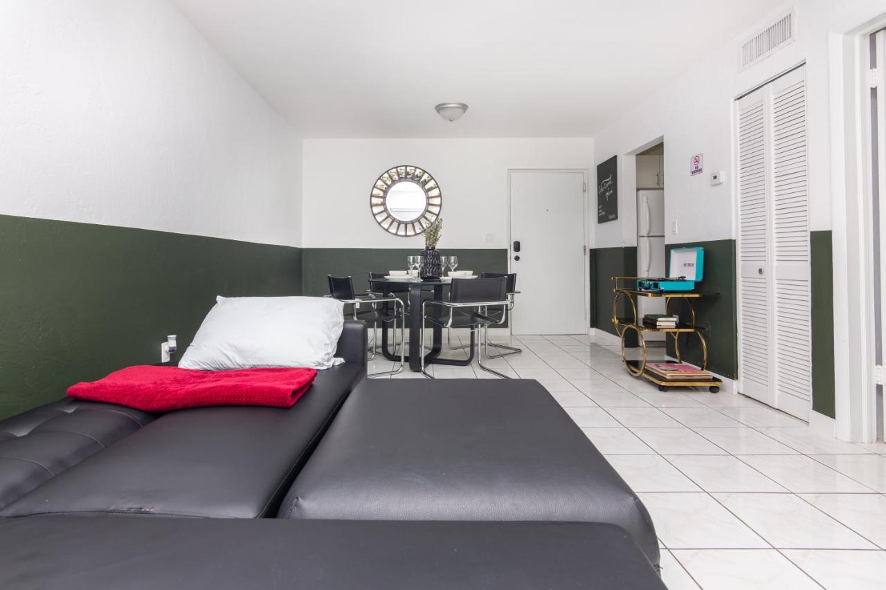 One Bedroom Apartment - With Parking & Balcony - Heart Of Wynwood 마이애미 외부 사진