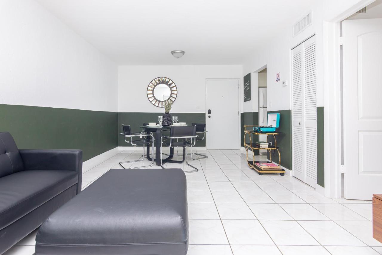 One Bedroom Apartment - With Parking & Balcony - Heart Of Wynwood 마이애미 외부 사진
